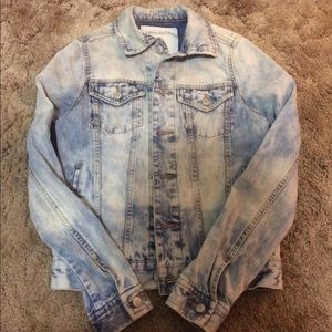 Oversized denim jacket